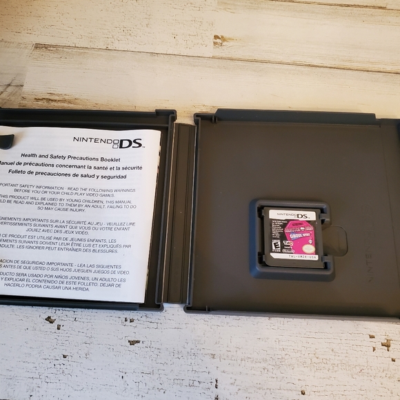 Nintendo - Picture 2 of 16